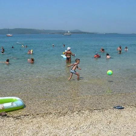 Appartement Sunny Terrace In Biograd *
