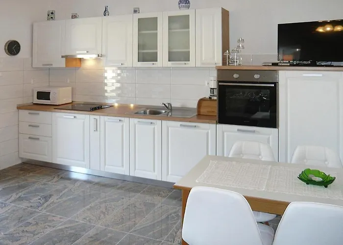 Sunny Terrace Apartment In Biograd Biograd Na Moru